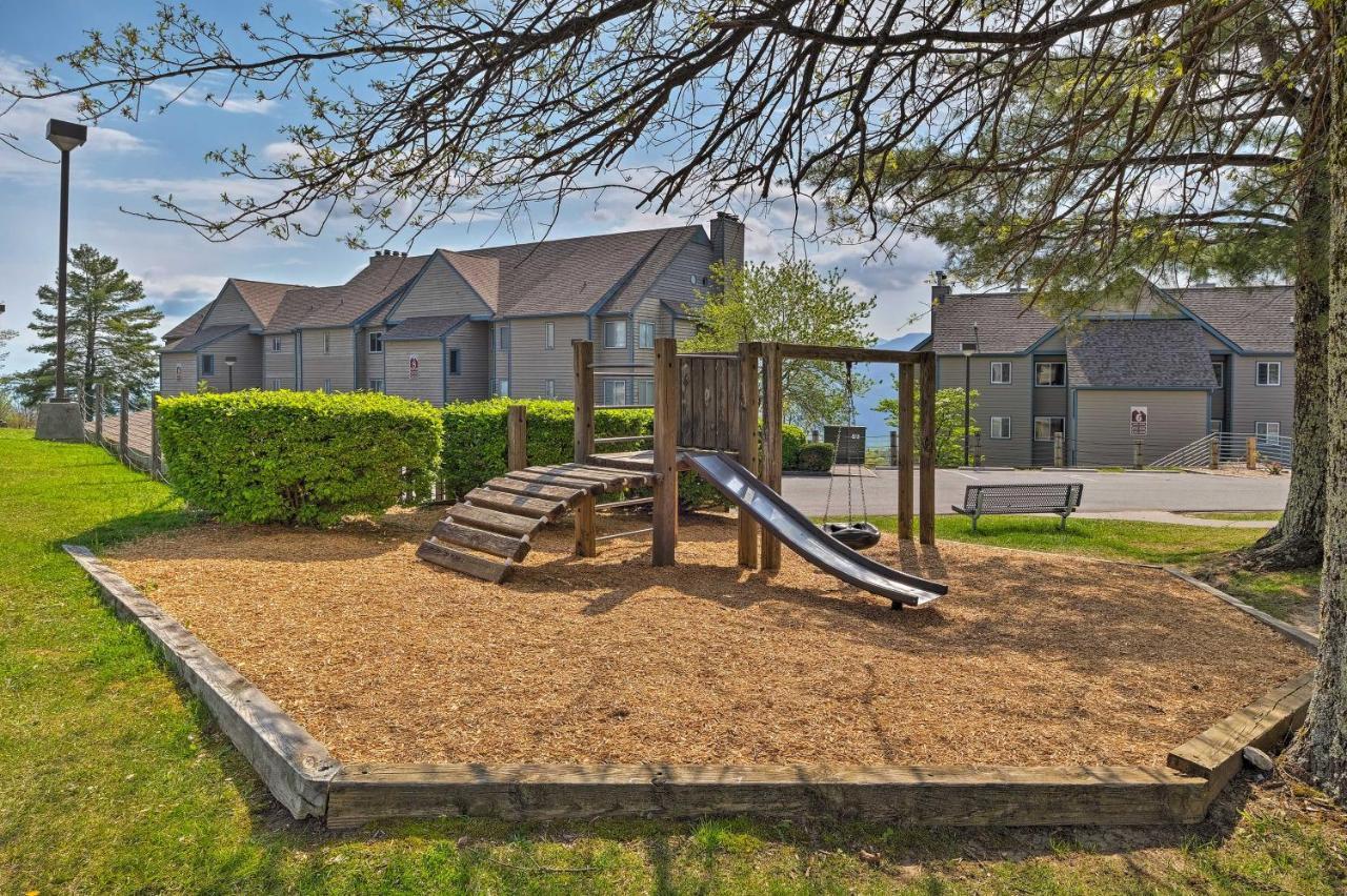 Gatlinburg Condo With Pool, Hot Tub, And Mtn Views! Екстер'єр фото