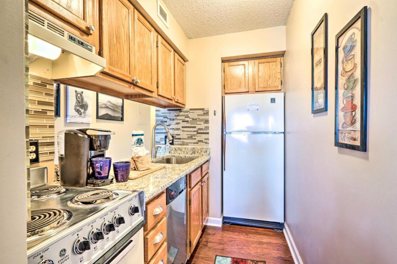 Gatlinburg Condo With Pool, Hot Tub, And Mtn Views! Екстер'єр фото