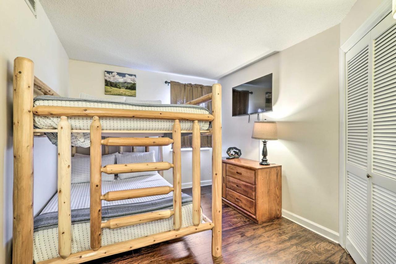 Gatlinburg Condo With Pool, Hot Tub, And Mtn Views! Екстер'єр фото