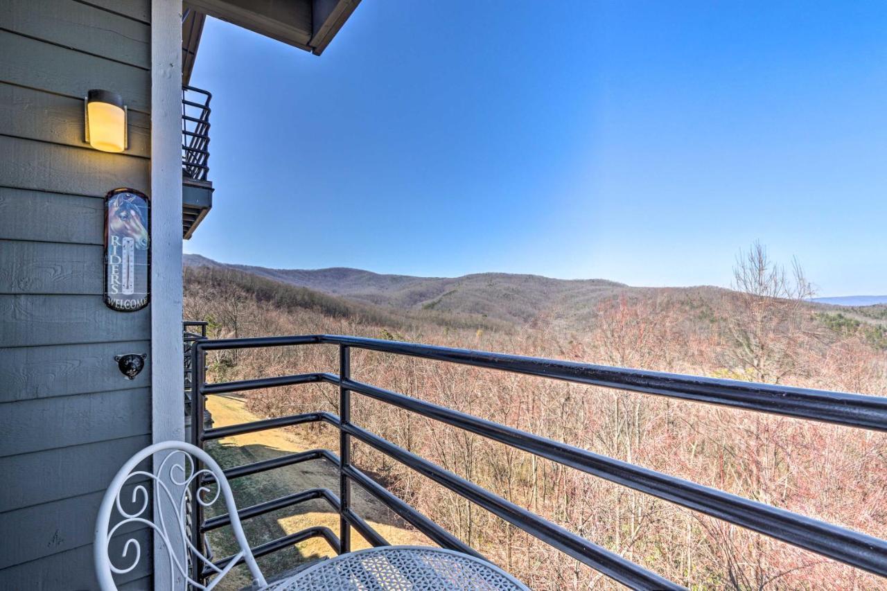 Gatlinburg Condo With Pool, Hot Tub, And Mtn Views! Екстер'єр фото