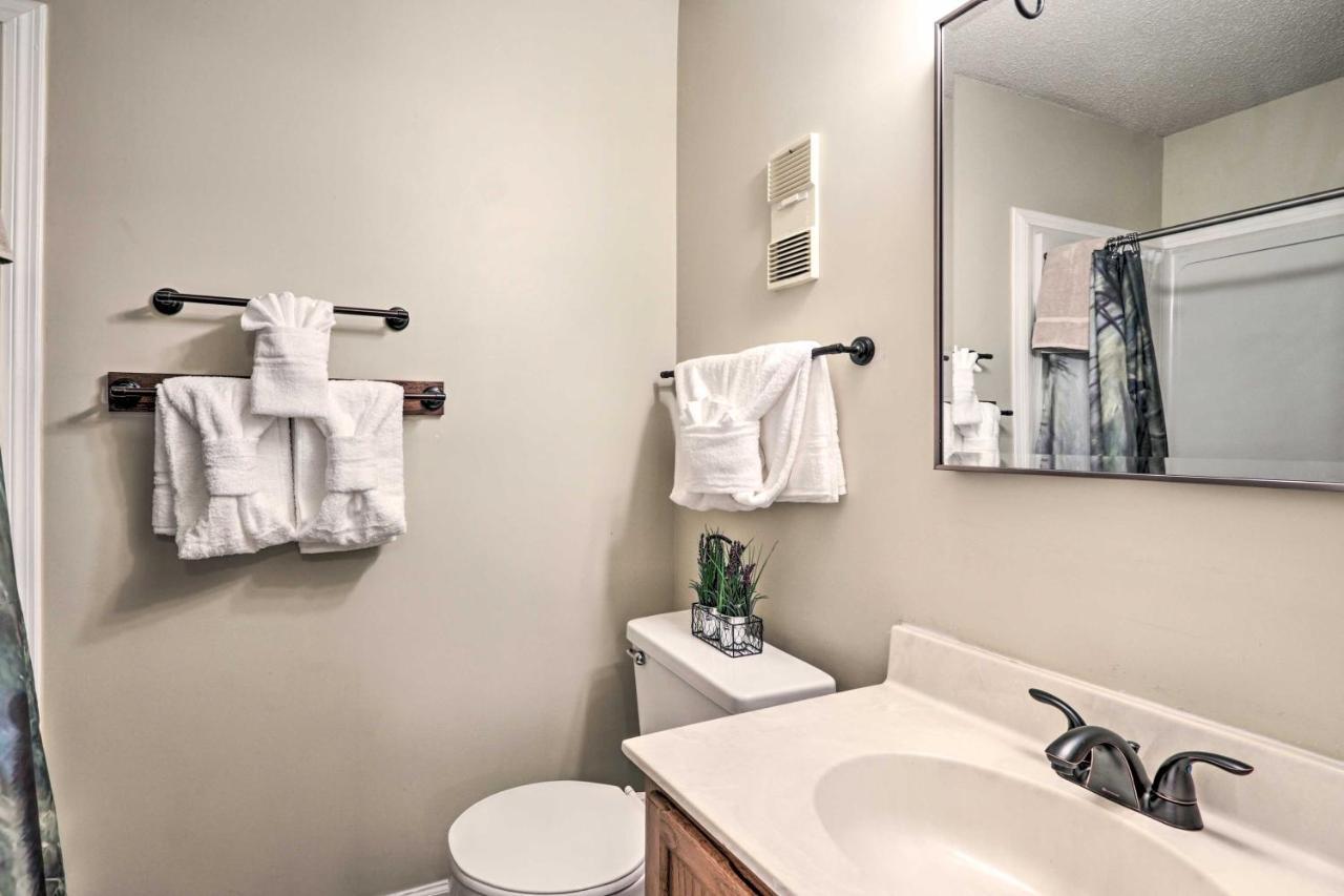 Gatlinburg Condo With Pool, Hot Tub, And Mtn Views! Екстер'єр фото
